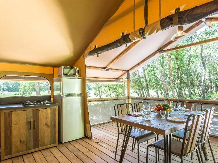 Flower Camping La Rivière - Safarizelt 5 personen - Lodge auf Stelzen Komfort+ 46m² in Saint-Maime, Regionaler Naturpark Luberon