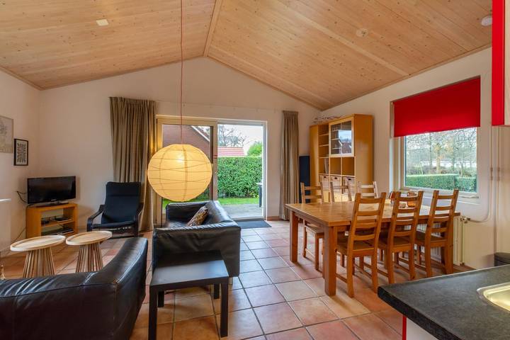 Ferienhaus für 7 Personen, mit Balkon/Terrasse und Terrasse sowie Garten in Oostkapelle - 2