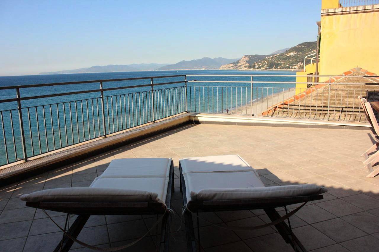 Appartamento intero, Les Agrumes in Varigotti, Riviera di Ponente