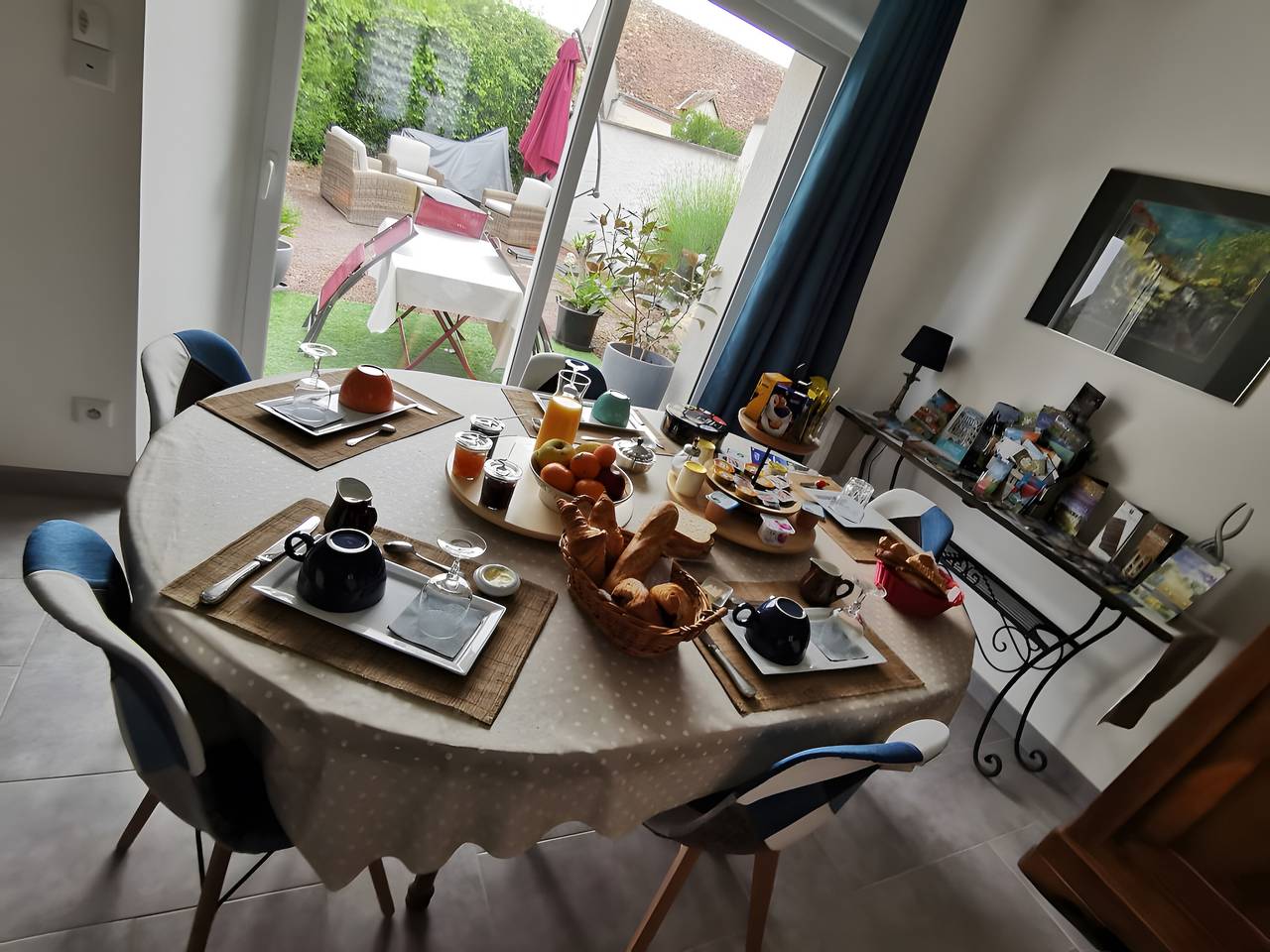 Habitaciones a las puertas de Chambord, desayuno incluido y posibilidad de cena in Vineuil, Región de Blois