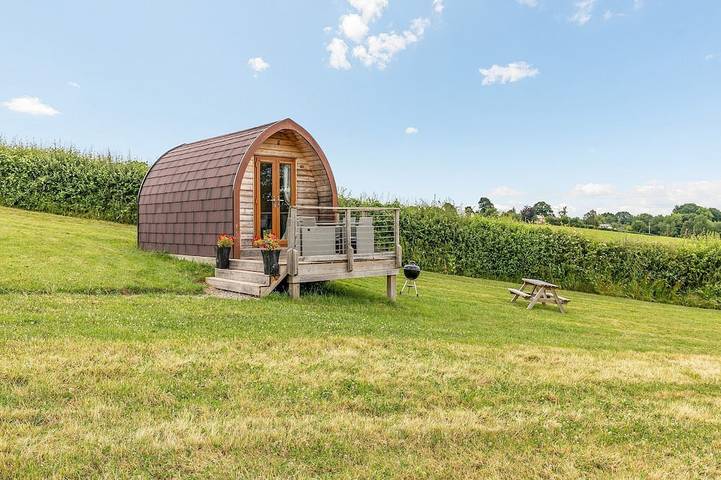 Glamping for 2 people in Herefordshire