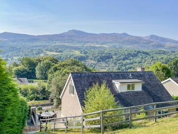 Cottage for 8 People in Dolgellau, Gwynedd, Photo 1
