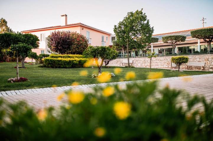 Hotel para 2 pessoas, com jardim e sauna e ainda piscina and vista, com animais de estimação em Distrito de Santarém