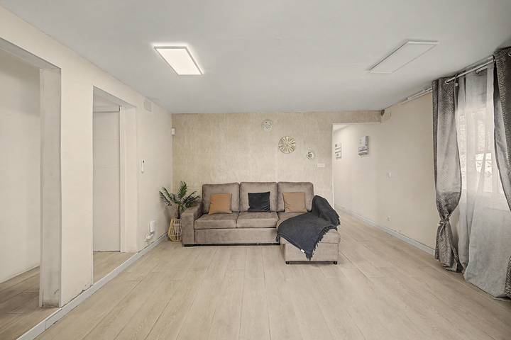 Casa vacacional 'La Herradura' con piscina privada, jardín privado y aire acondicionado in La Bisbal del Panadés, El Penedès