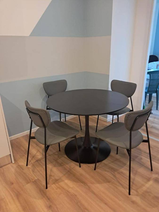 - Numberz - Rooms Apartments and Suites with Wi-Fi and Ac in Latina, Agro Pontino