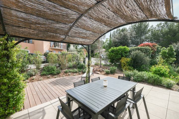 Location de vacances pour 6 personnes, avec jardin et balcon à La Motte - 2