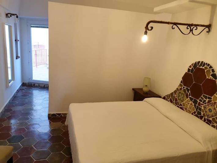 Gîte pour 6 personnes, avec vue et terrasse, animaux acceptés à Ponza - 3