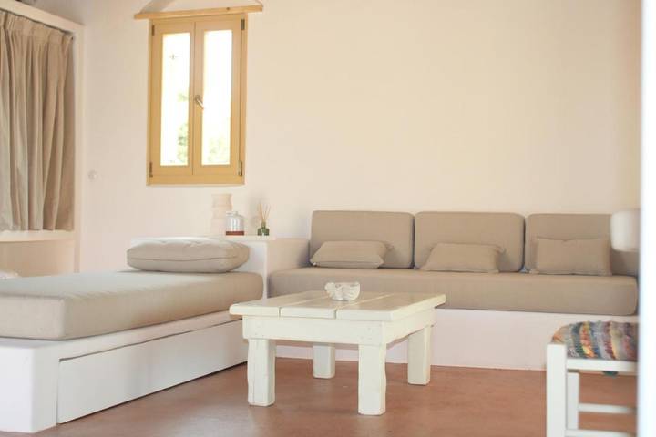 Gîte pour 3 personnes, avec vue et jardin, animaux acceptés dans Koufonisia - 2