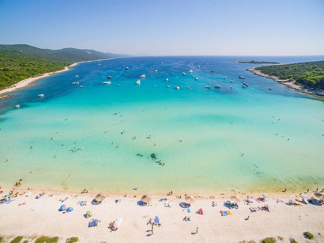 Ganze Wohnung, Apartman s terasom in Sali, Dugi Otok