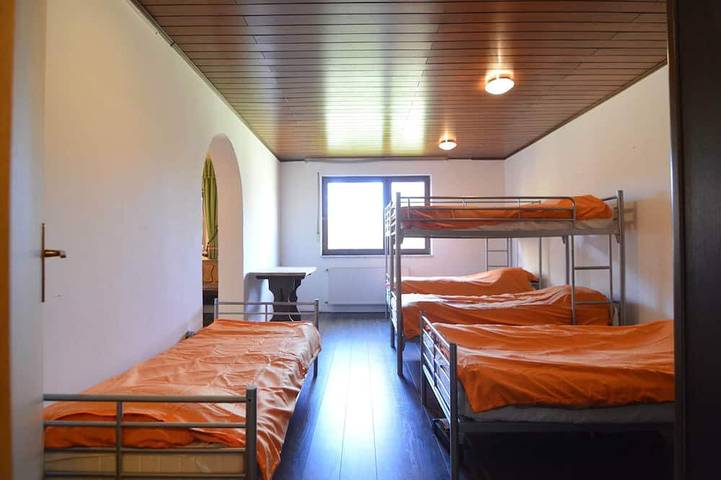 Ferienhaus für 16 Personen, mit Sauna und Garten in Lahn-Taunus - 4