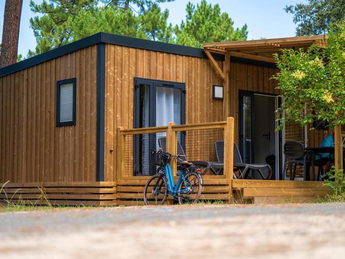 Location de vacances pour 4 personnes, avec jardin ainsi que terrasse et piscine dans Petite Plage Saint Trojan Les Bains - 3