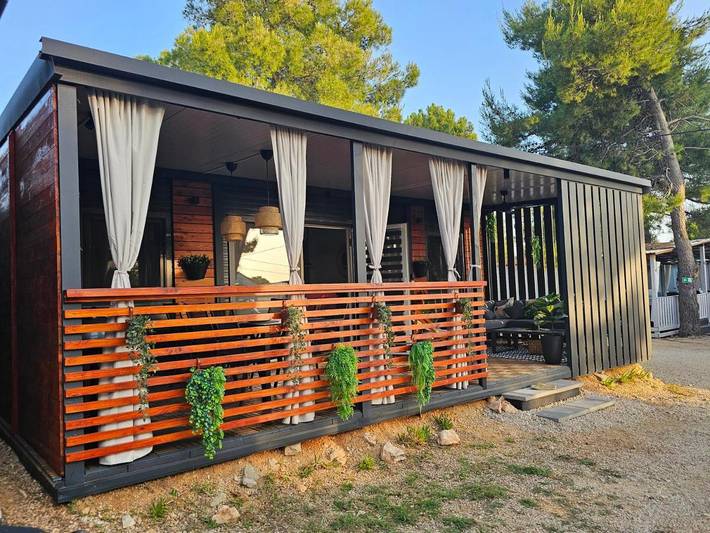 Camping für 5 Personen, mit Ausblick und Garten in Privlaka - 2
