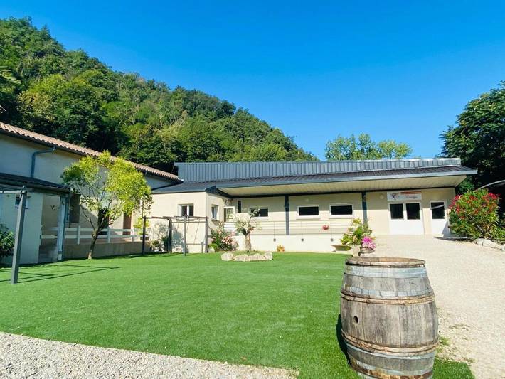 Hôtel pour 2 personnes, avec terrasse et jardin, animaux acceptés