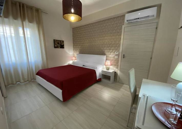 Chambre d’hôte pour 2 personnes, avec balcon et vue à Pompei - 3