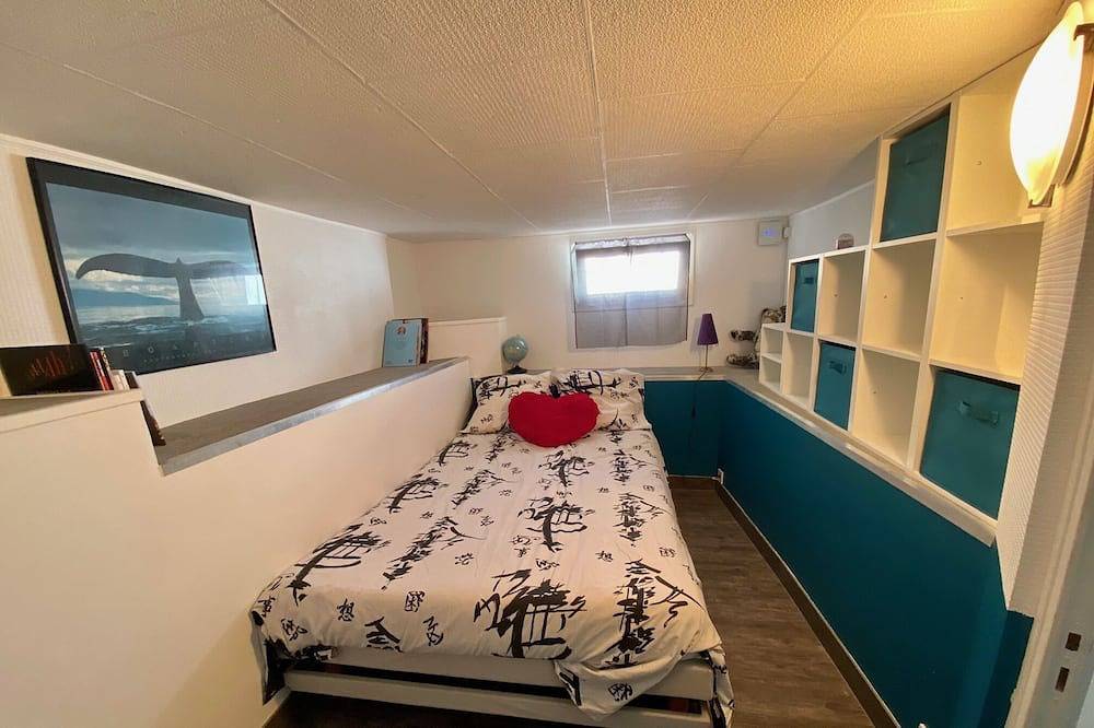 2 rooms on the ground floor of a renovated villa in Sausset-les-Pins, Côte méditerranéenne (France)
