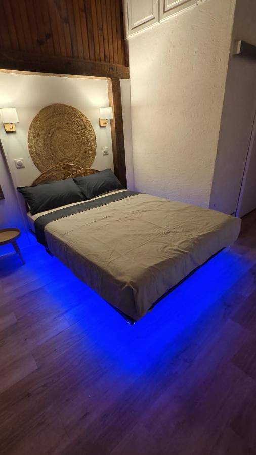 Appartement de vacances entier, Cozy studio in medieval town in Le Val, Région de Brignoles