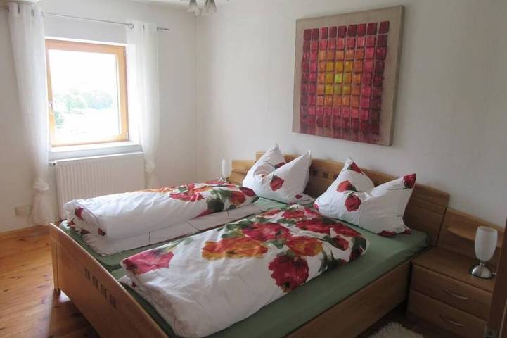 Ferienwohnung für 2 Personen, mit Garten und Balkon in Poppenhausen - 2