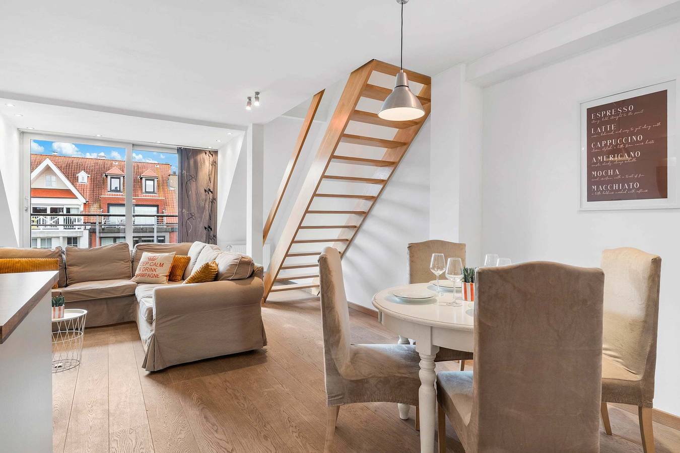 Ganze Wohnung, Casiola - Charming Duplex with Terrace in Knokke in Knokke, Knokke-Heist