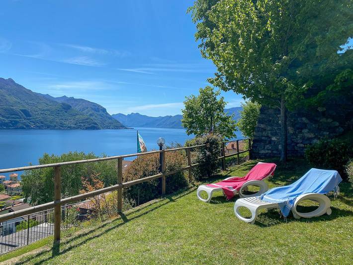 Ferienwohnung für 3 Personen, mit Balkon und Terrasse sowie Garten und Seeblick in Comune di San Siro - 3