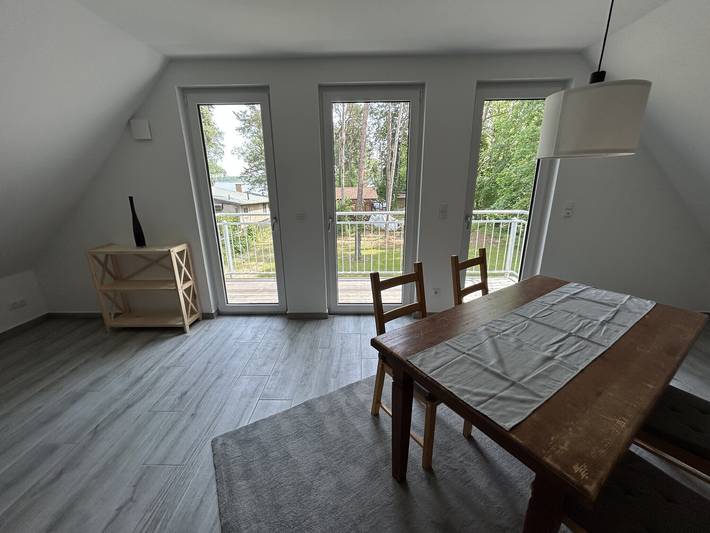 Ganze Wohnung, Ferienwohnung 'Am Mellensee' mit Seeblick, Gemeinschaftsgarten und Wlan in Am Mellensee, Dahme-Seengebiet