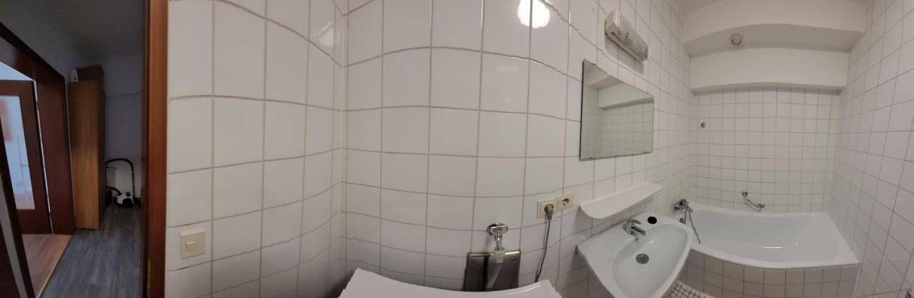 Ganze Wohnung, One-Bedroom Apartment in Straubing, Ostbayern