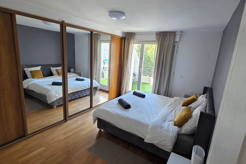 Entire apartment, Large apartment near Paris / C.D.G / Disney in Villepinte, Seine-Saint-Denis