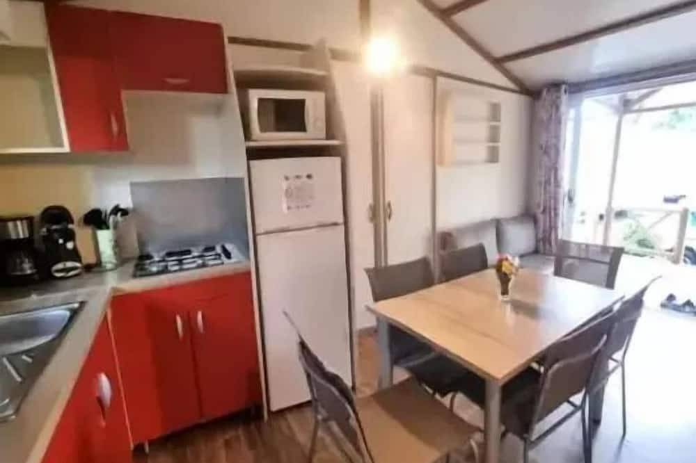 Chalet Samoa Climatisé 6 personnes 6 personnes in Saint-Didier-sous-Aubenas, Ardèche