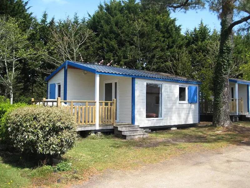 Mobil-home Relax - 2 chambres - Terrasse intégrée - 26m² 4 personnes in Ploemeur, Côte des Mégalithes