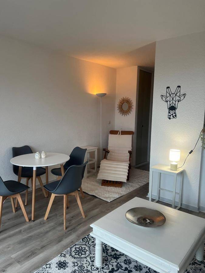 Gîte pour 3 personnes, avec terrasse et piscine, animaux acceptés à La Turbie - 3