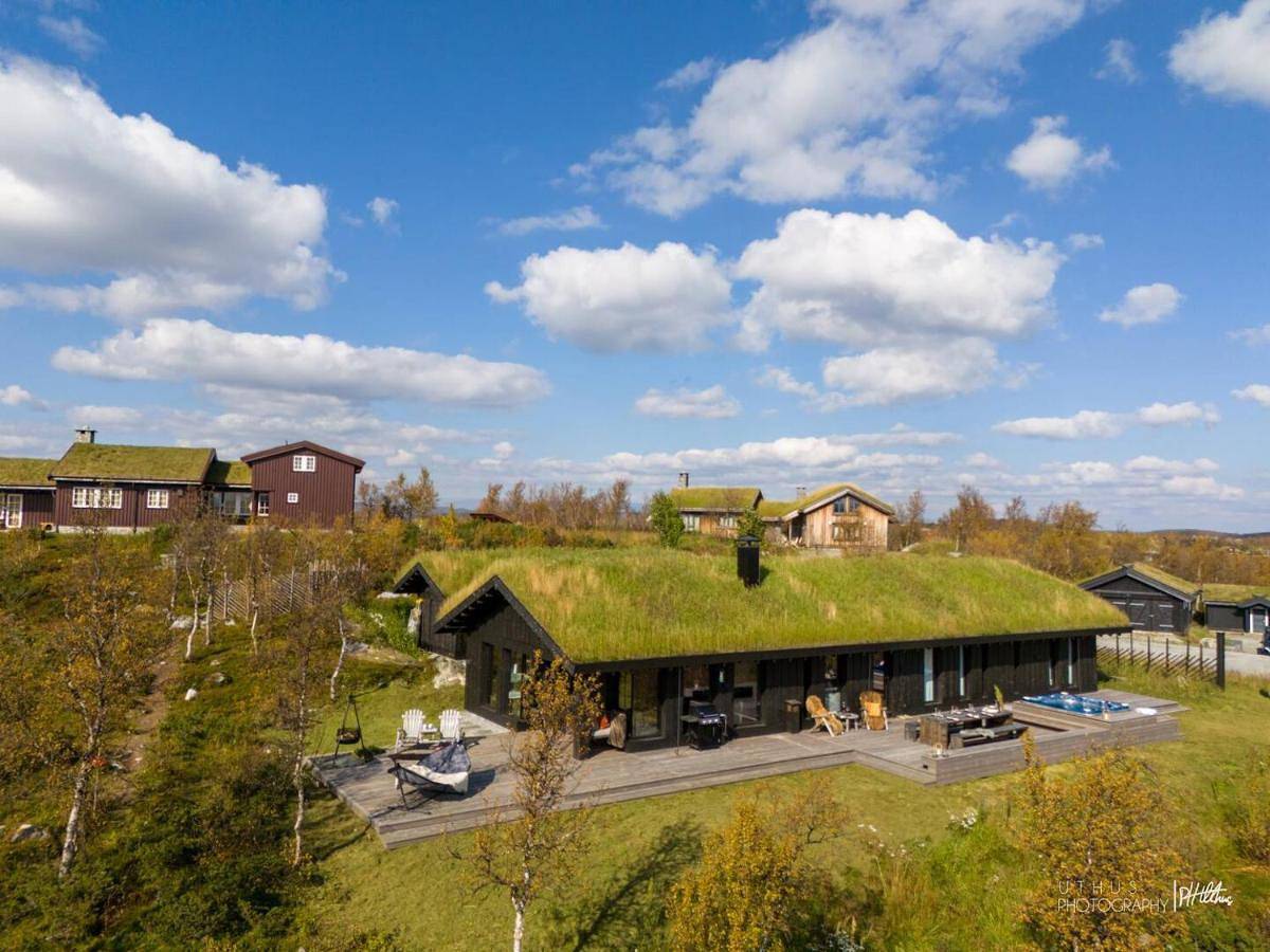 Nydelig og Moderne hytte på Kikut Geilo - 6 senger, 4 soverom og jacuzzi in Geilo, Hol