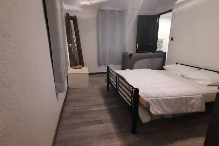 Chalet Paradiso: A Green Oasis in the Heart of the French Riviera in Mouans-Sartoux, Mittelmeerküste (Frankreich)