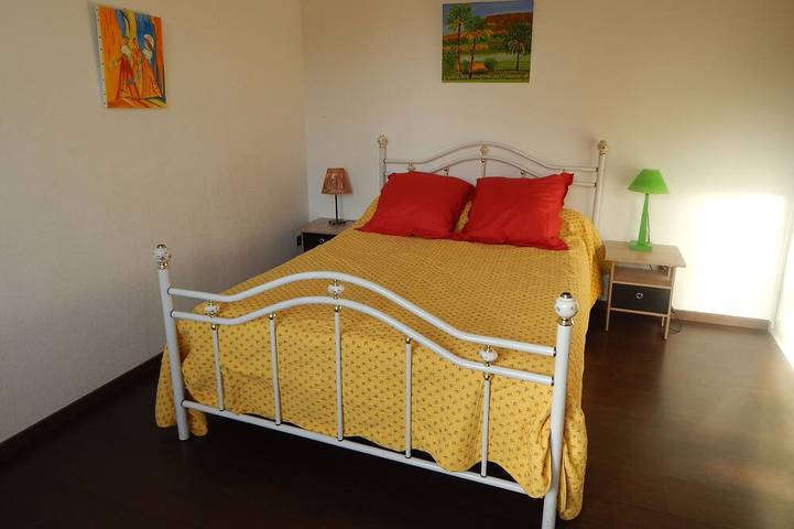 Maison d’hôte pour 2 personnes, avec jardin et jacuzzi à Arles - 2