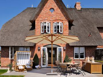 Ferienhaus für 4 Personen, mit Ausblick und Garten sowie Terrasse und Sauna, kinderfreundlich auf Sylt