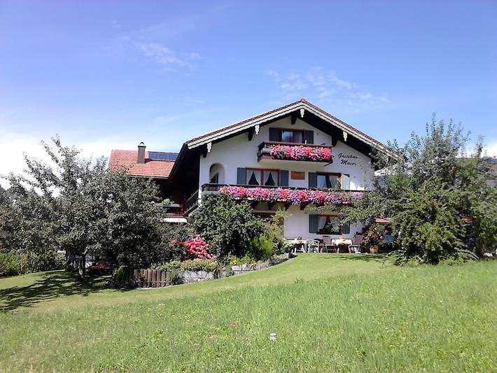 Pension pour 2 personnes, avec Balcon ainsi que Terrasse et Jardin à Inzell
