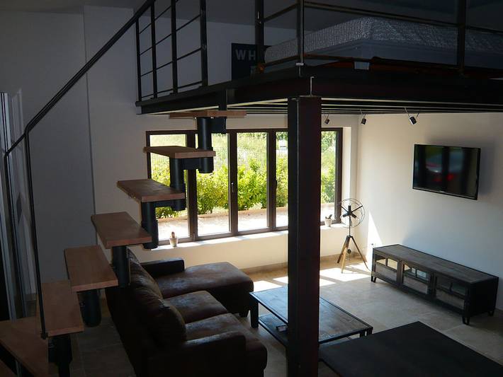 Gîte pour 2 personnes, avec terrasse ainsi que piscine et jardin dans le Vaucluse - 3