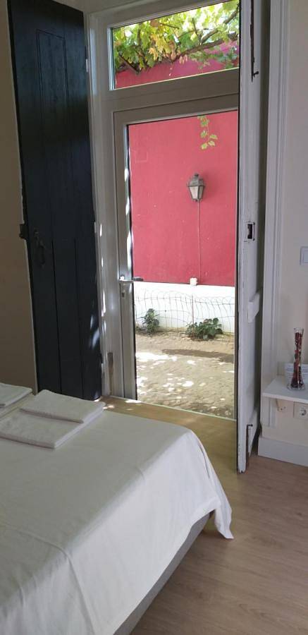 Two-Bedroom Suite in Coruche, Fajarda e Erra, Distrito de Santarém