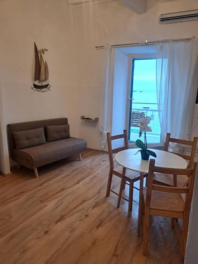 Ferienwohnung für 5 Personen, mit Ausblick und Balkon auf Isola del Giglio - 4