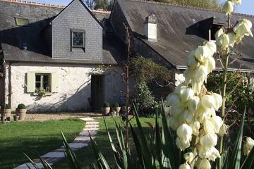 Location de vacances pour 5 personnes, avec jardin à Cheillé