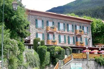 Hôtel pour 2 personnes, avec vue et jardin à Saint-Martin-Vésubie