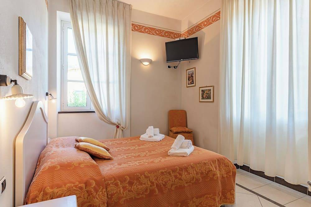 Ganze Wohnung, Erdgeschosswohnung - Weiß/Gold in Borgo a Mozzano, Lucca Provinz