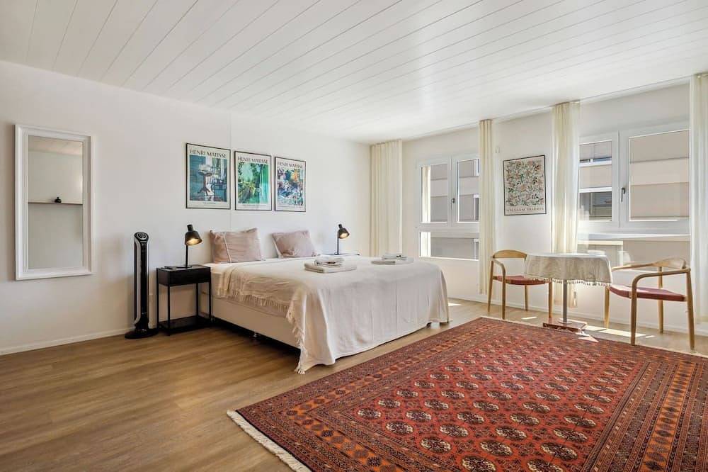 Entire apartment, Stilvolle Stadtwohnung an zentraler Lage! (402) in Zurich, Zurich Prealps