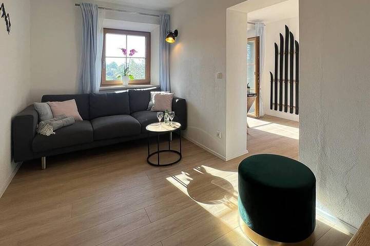 Ferienwohnung für 4 Personen, mit Garten und Balkon, mit Haustier