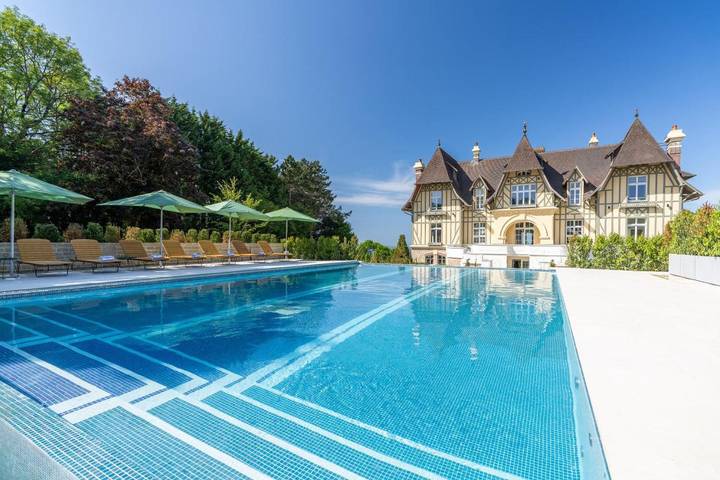 Hôtel pour 2 personnes, avec jardin et piscine ainsi que sauna et jacuzzi - 1