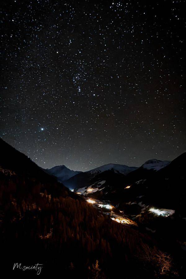 Station pour 2 personnes, avec terrasse et vue, animaux acceptés à Orsières - 2