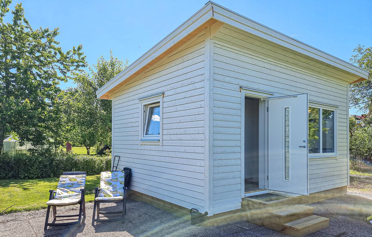 Ferienhaus für 3 Personen mit Garten in Vara, Västergötland