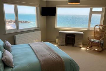 Chalet for 6 People in Ventnor, Isle of Wight, Photo 1