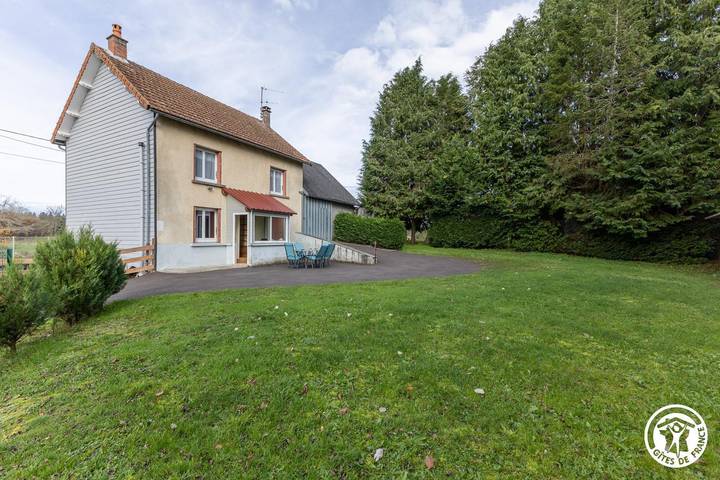 Gîte pour 6 personnes, avec jardin, animaux acceptés