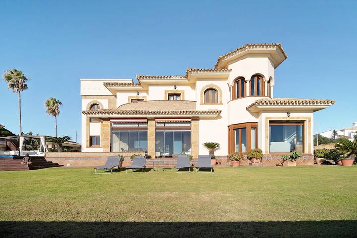 Casa vacanza per 12 persone, con Balcone e Giardino