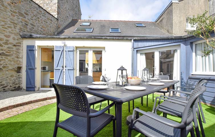 Appartement confortable au bord de la mer avec Wifi et parking in Saint-Vaast-la-Hougue, Région de Cherbourg