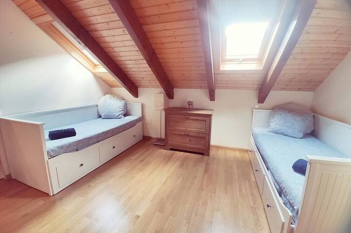 Ganze Wohnung, Berg-Duplex für 4 Personen mit Parkplatz in Villanúa in Villanúa, Aragonesische Pyrenäen